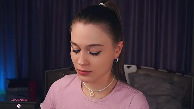 CedelKyngi online show from 02/18/25, 01:44