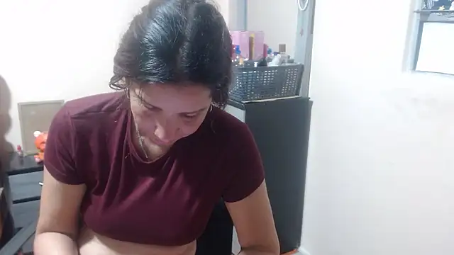 Snapshot of Ainhoa-hot chatting on 01/06/26, 04:16 Ainhoa-hot online show from 01/06/26, 04:16