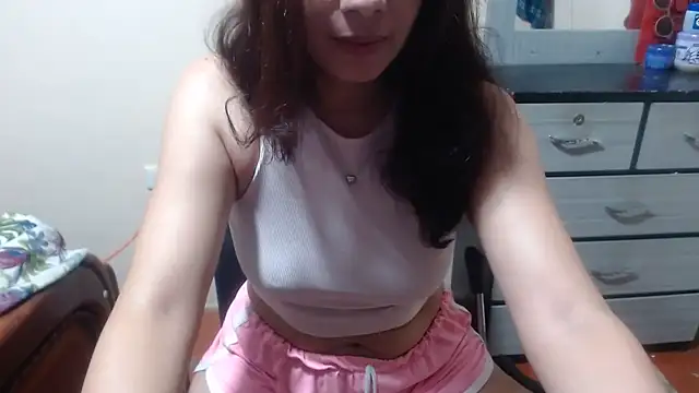 Snapshot of Ainhoa-hot chatting on 05/09/26, 03:23 Ainhoa-hot online show from 05/09/26, 03:23