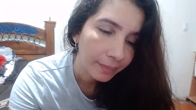 Snapshot of Ainhoa-hot chatting on 05/24/26, 03:00 Ainhoa-hot online show from 05/24/26, 03:00
