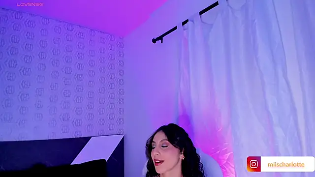 MiissCharlotte online show from 01/19/25, 07:58