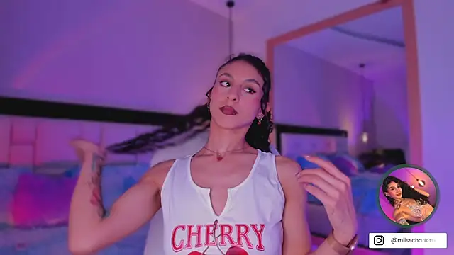 MiissCharlotte online show from 09/28/25, 03:45