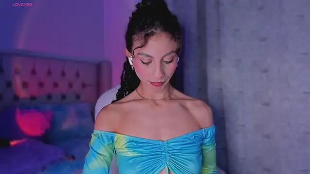 MiissCharlotte online show from 10/30/25, 01:07