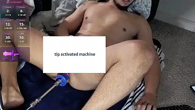 Snapshot of berriess_ chatting on 03/27/26, 12:05 berriess online show from 03/27/26, 12:05