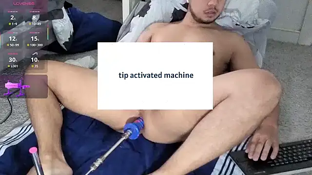 Snapshot of berriess_ chatting on 03/30/26, 12:06 berriess online show from 03/30/26, 12:06