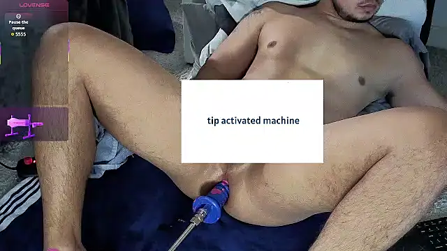 Snapshot of berriess_ chatting on 04/09/26, 12:10 berriess online show from 04/09/26, 12:10