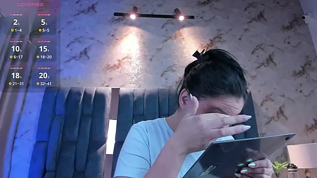 Arii Vga online show from 11/02/25, 05:10