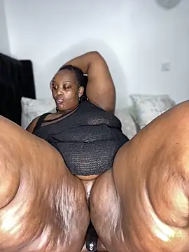 MsWhiteChocolatte online show from 02/20/26, 06:48