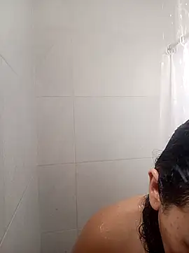 Laura martin  online show from 02/03/26, 01:49