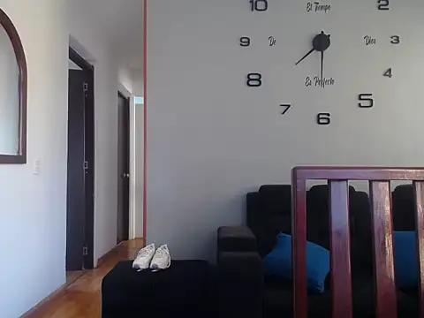 Laura martin  online show from 02/11/26, 12:32