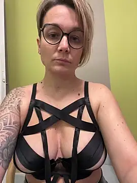 marinella07 online show from 02/14/25, 09:13