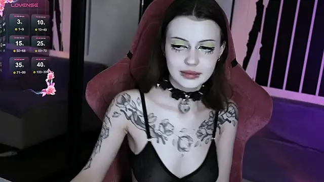 prettybones online show from 09/09/25, 10:31