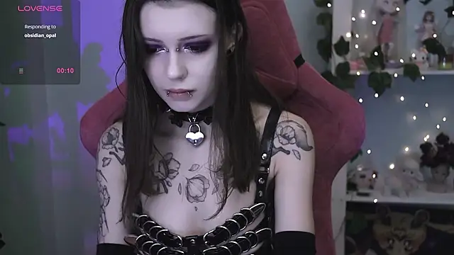 Snapshot of prettybones chatting on 03/28/26, 01:38 prettybones online show from 03/28/26, 01:38