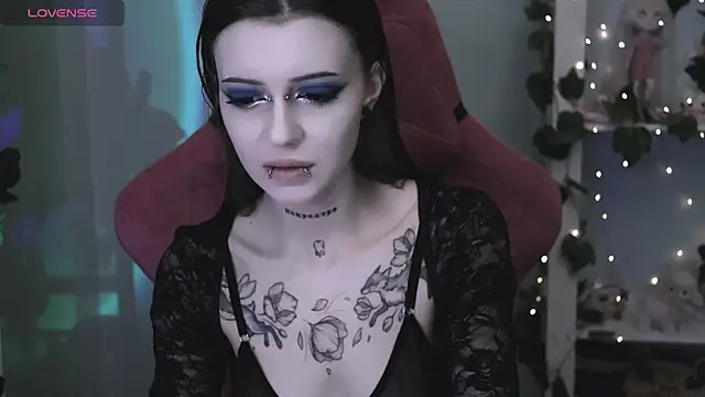 Snapshot of prettybones chatting on 04/09/26, 01:38 prettybones online show from 04/09/26, 01:38