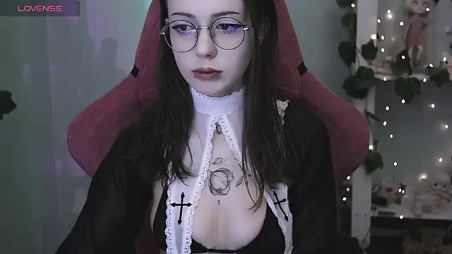 Snapshot of prettybones chatting on 04/21/26, 07:58 prettybones online show from 04/21/26, 07:58