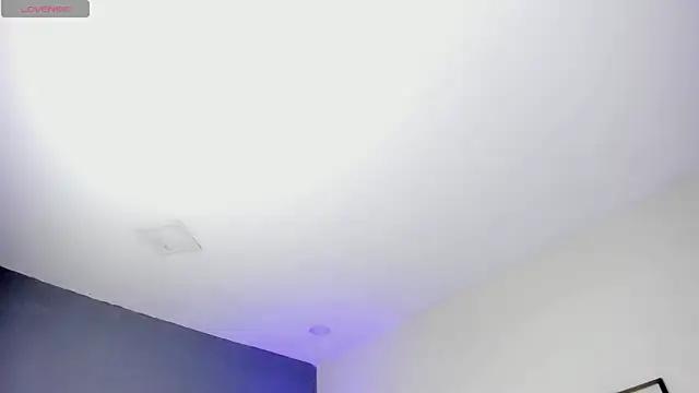 Snapshot of scarlett_johs chatting on 10/14/25, 11:22 scarlett johs online show from 10/14/25, 11:22