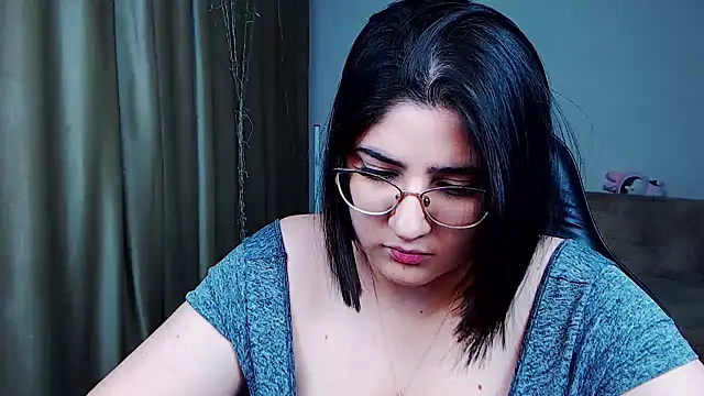 Snapshot of Crazy_Bunya chatting on 12/06/24, 01:44 Crazy Bunya online show from 12/06/24, 01:44