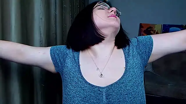 Snapshot of Crazy_Bunya chatting on 01/18/25, 02:12 Crazy Bunya online show from 01/18/25, 02:12