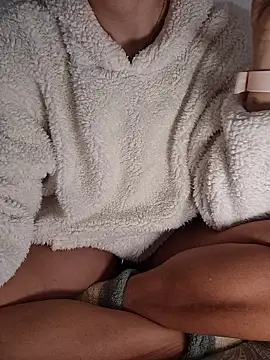 SexyErola27 online show from 01/13/26, 05:57