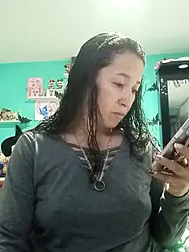 emilypoppy3 online show from 03/07/25, 11:18