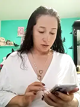 emilypoppy3 online show from 03/11/25, 11:33