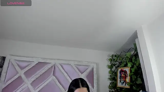 Snapshot of Murieel_69 chatting on 07/04/26, 12:55 Murieel 69 online show from 07/04/26, 12:55