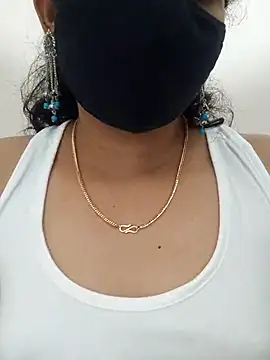 Angleannie online show from 10/12/25, 03:22