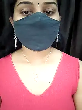 Snapshot of Angleannie chatting on 02/14/26, 06:26 Angleannie online show from 02/14/26, 06:26