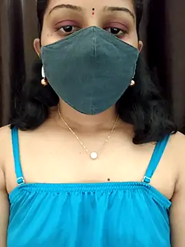 Snapshot of Angleannie chatting on 04/06/26, 05:47 Angleannie online show from 04/06/26, 05:47