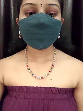 Snapshot of Angleannie chatting on 04/10/26, 06:23 Angleannie online show from 04/10/26, 06:23