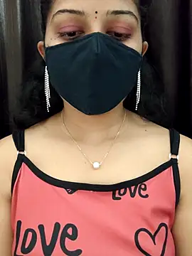 Snapshot of Angleannie chatting on 04/19/26, 08:22 Angleannie online show from 04/19/26, 08:22