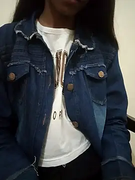 Snapshot of Kumkum_36 chatting on 02/12/26, 04:40 Kumkum 36 online show from 02/12/26, 04:40