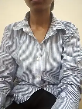 Snapshot of Kumkum_36 chatting on 03/01/26, 04:47 Kumkum 36 online show from 03/01/26, 04:47