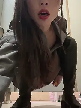 Snapshot of Game_yoyo chatting on 01/13/25, 07:43 Game yoyo online show from 01/13/25, 07:43