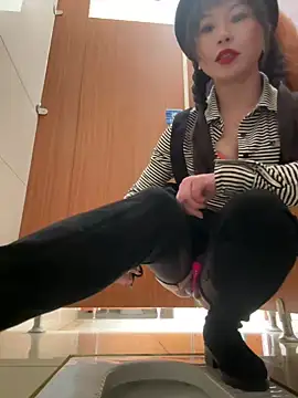 Snapshot of Game_yoyo chatting on 02/18/25, 07:32 Game yoyo online show from 02/18/25, 07:32