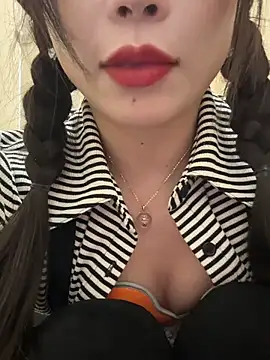 Snapshot of Game_yoyo chatting on 02/18/25, 10:38 Game yoyo online show from 02/18/25, 10:38