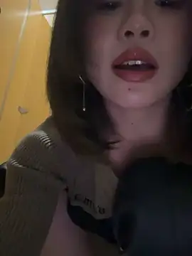 Snapshot of Game_yoyo chatting on 03/17/25, 01:08 Game yoyo online show from 03/17/25, 01:08