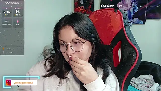 Snapshot of jessica_gomez chatting on 01/10/25, 02:35 jessica gomez online show from 01/10/25, 02:35