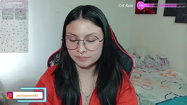 Snapshot of jessica_gomez chatting on 03/16/25, 10:09 jessica gomez online show from 03/16/25, 10:09