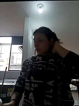 Snapshot of jessica_gomez chatting on 09/27/25, 05:18 jessica gomez online show from 09/27/25, 05:18