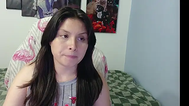 Snapshot of jessica_gomez chatting on 10/29/25, 01:30 jessica gomez online show from 10/29/25, 01:30