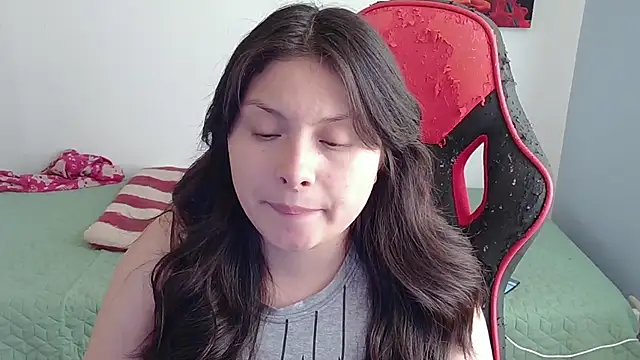 Snapshot of jessica_gomez chatting on 11/07/25, 07:58 jessica gomez online show from 11/07/25, 07:58