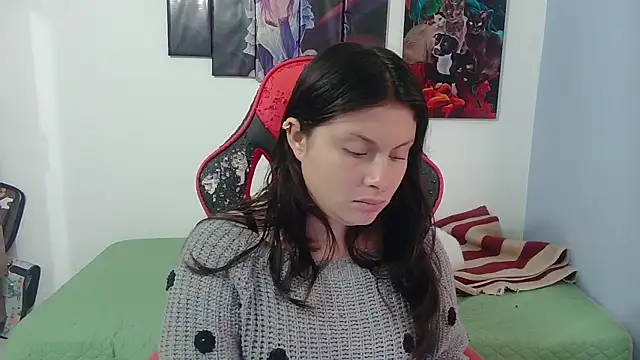 Snapshot of jessica_gomez chatting on 11/18/25, 10:14 jessica gomez online show from 11/18/25, 10:14