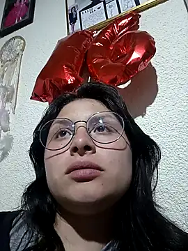 Snapshot of jessica_gomez chatting on 12/13/25, 11:54 jessica gomez online show from 12/13/25, 11:54