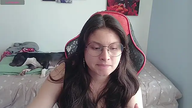 Snapshot of jessica_gomez chatting on 12/16/25, 09:31 jessica gomez online show from 12/16/25, 09:31