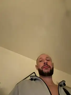 Guitccch online show from 03/08/26, 07:50