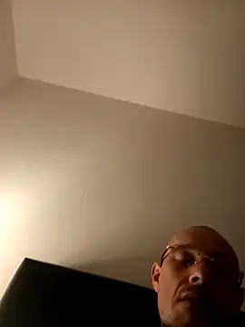 Guitccch online show from 04/09/26, 08:47