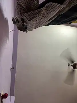 Snapshot of Matrix_Maestro chatting on 04/25/26, 06:49 Matrix Maestro online show from 04/25/26, 06:49