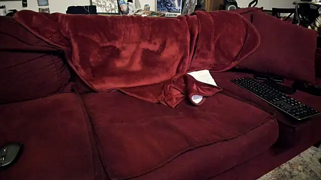 Snapshot of ryderswell123 chatting on 09/22/25, 06:15 ryderswell123 online show from 09/22/25, 06:15