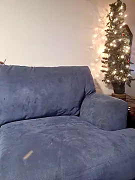 samone9 online show from 12/15/24, 02:48